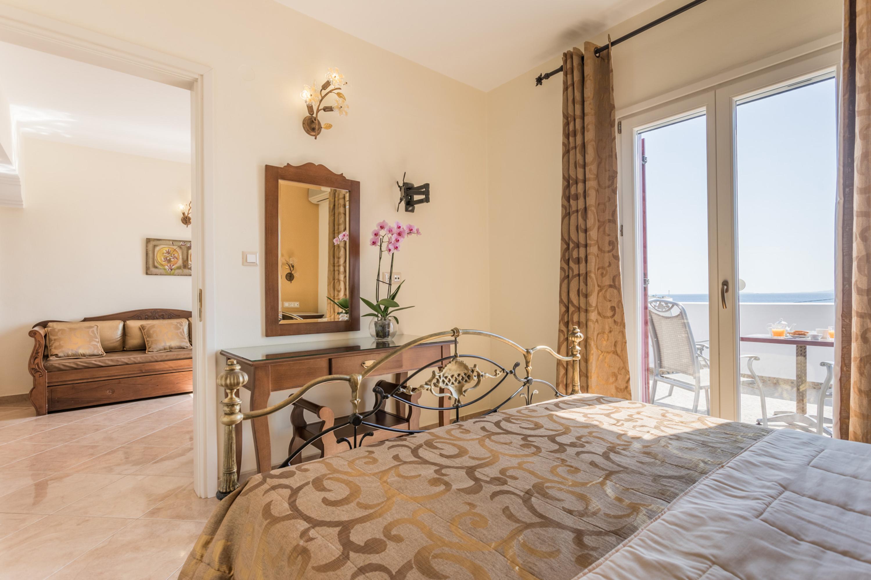 Ariadne Hotel Agios Prokopios  Buitenkant foto