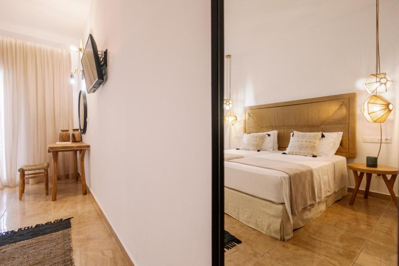 Ariadne Hotel Agios Prokopios  Buitenkant foto