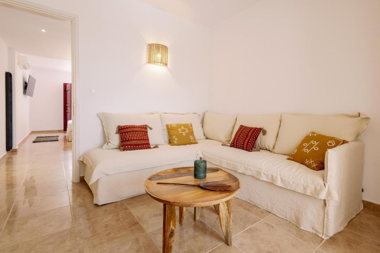 Ariadne Hotel Agios Prokopios  Buitenkant foto