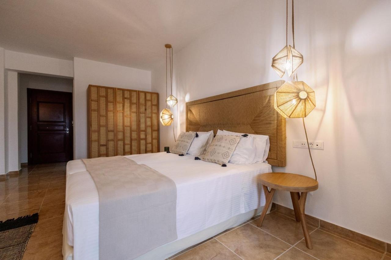 Ariadne Hotel Agios Prokopios  Buitenkant foto