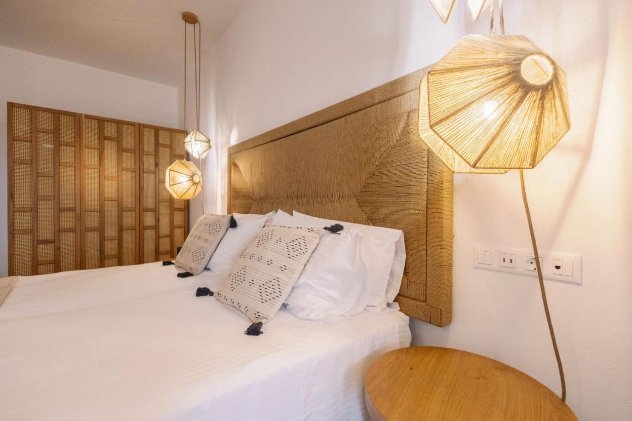 Ariadne Hotel Agios Prokopios  Buitenkant foto